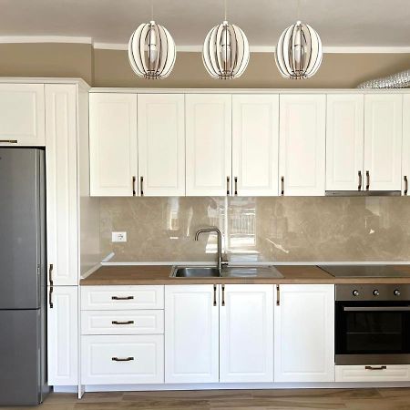 Twentysix Apartment Shkodër Esterno foto