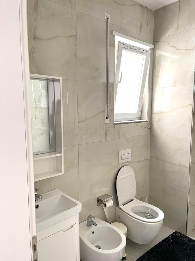Twentysix Apartment Shkodër Esterno foto